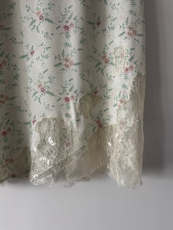 Le Fou by Wilfred 100% Silk Lace Trimmed Midi Skirt. NWOT size 0. - Picture 3 of 5